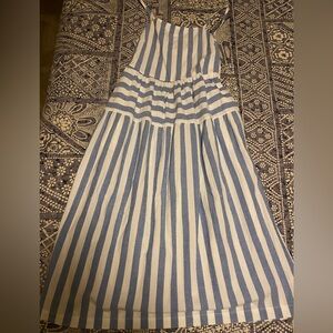 Blue and white beautiful spaghetti strap below the knee dress stretchy back.SZ M